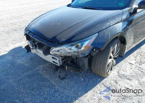 2019 Nissan Altima 2.5 Sr z USA, uszkodzony, nr VIN 1N4BL4CV0KC180277